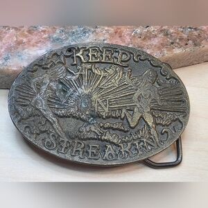 *RARE* Vintage 1974 "Keep On Streakin" Belt Buckle By Lewis Buckles Chicago